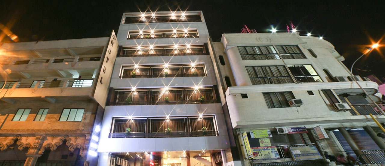 Hotel  Near Railway Station Surat